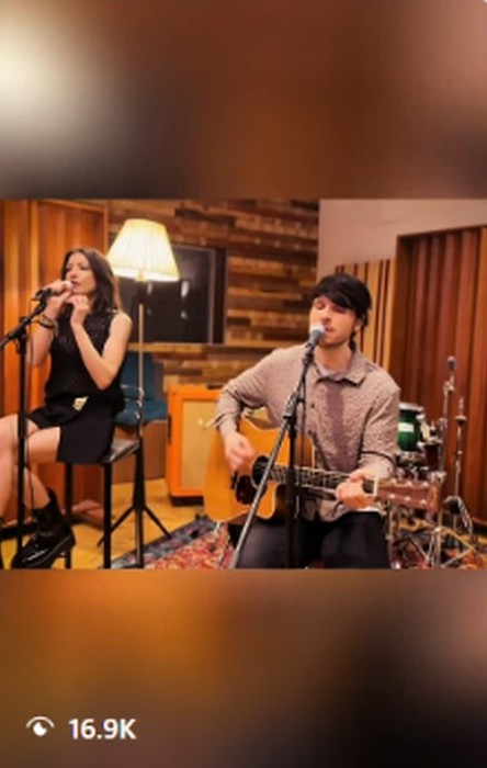 Miccoli band portrait clip